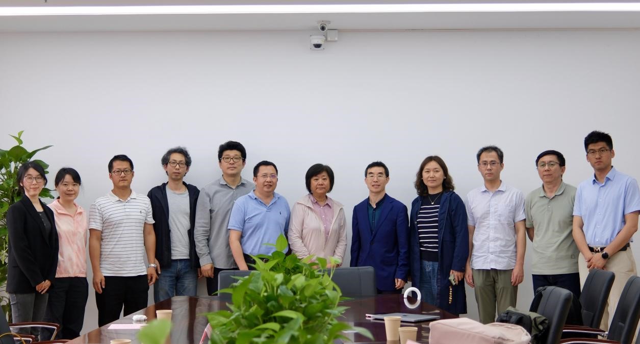 上海必赢bwin官网入口合影